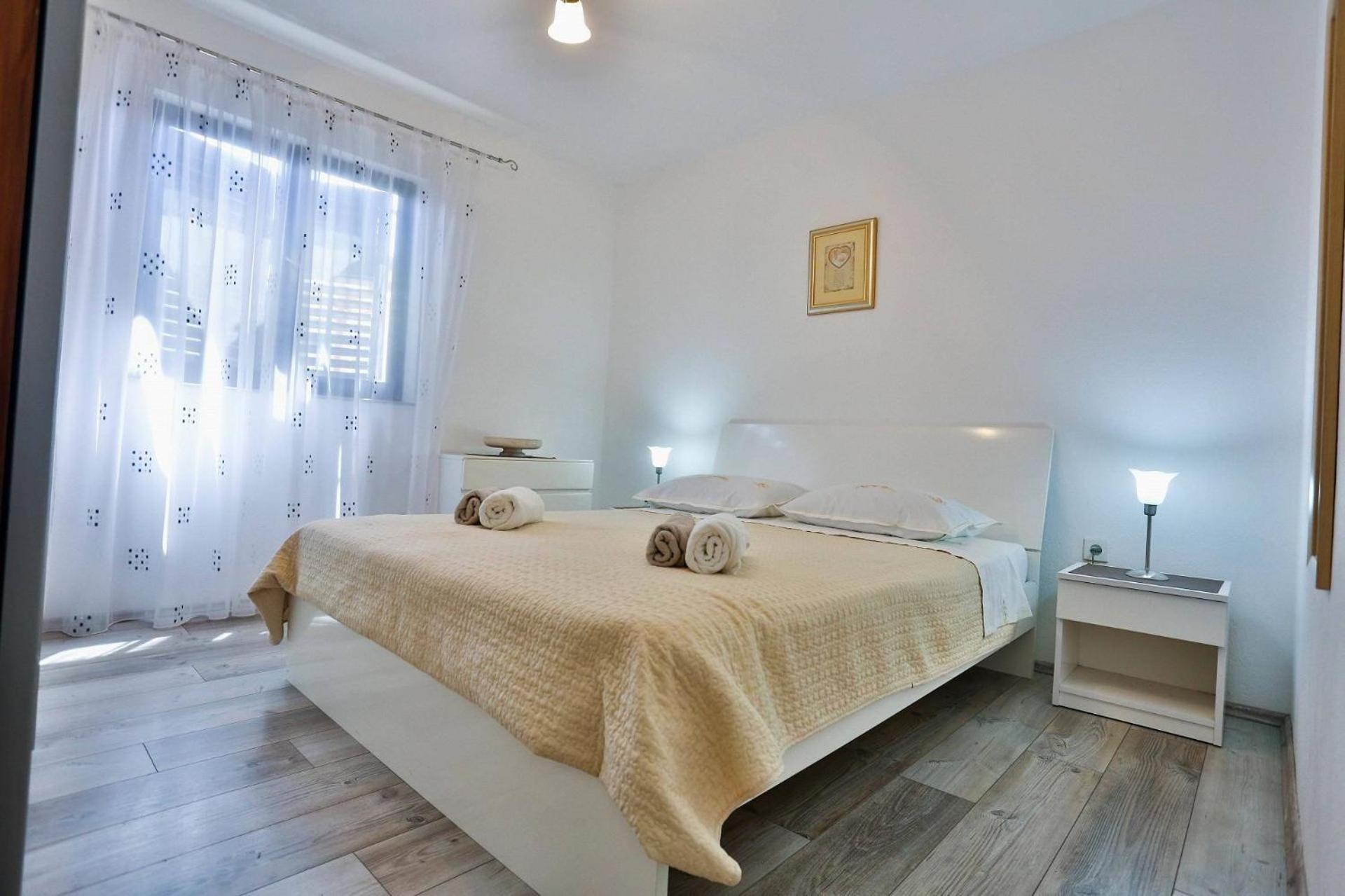 Apartment Mato Sutivan Buitenkant foto